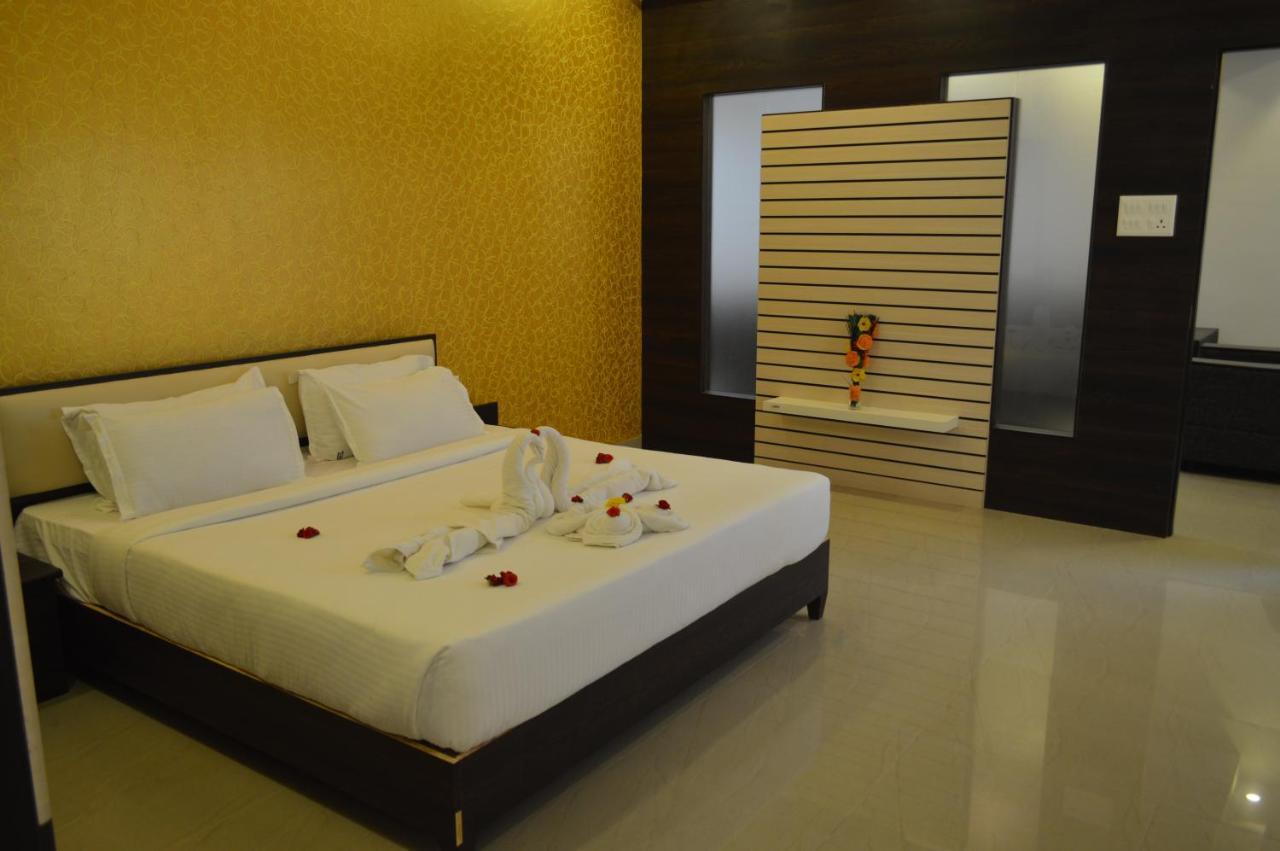 Hotel Ambai Grand Ambāsamudram エクステリア 写真
