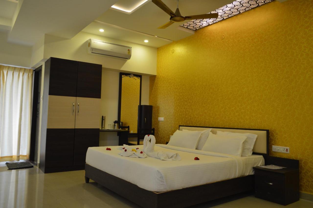 Hotel Ambai Grand Ambāsamudram エクステリア 写真