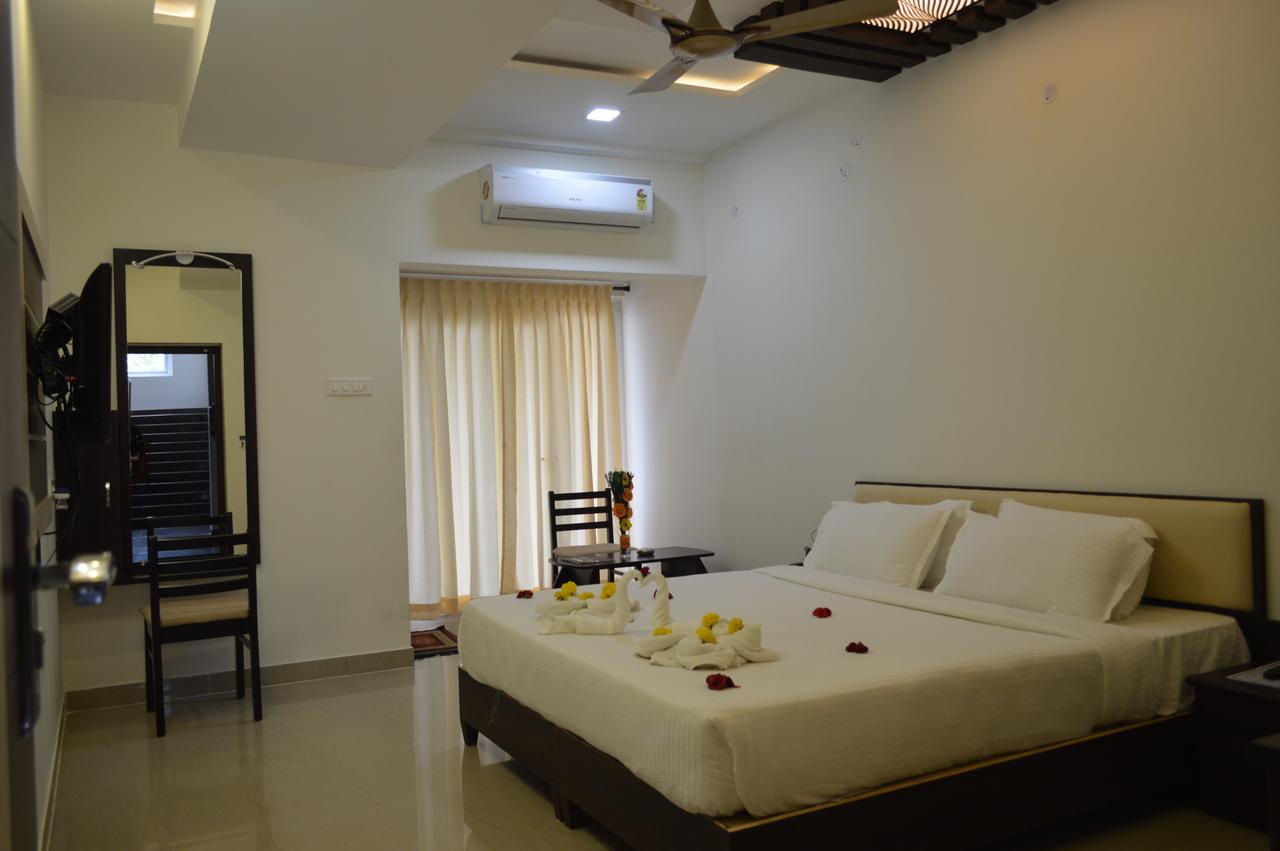 Hotel Ambai Grand Ambāsamudram エクステリア 写真