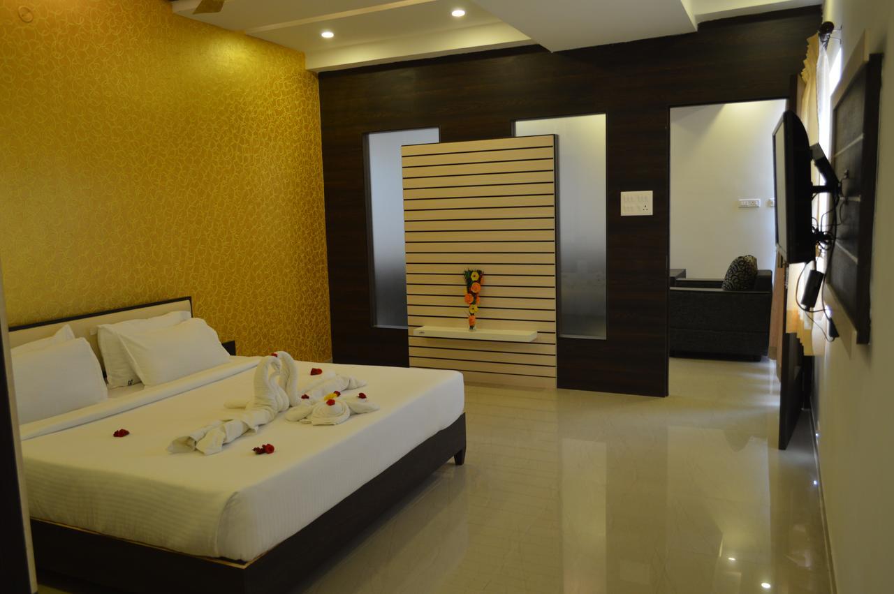 Hotel Ambai Grand Ambāsamudram エクステリア 写真