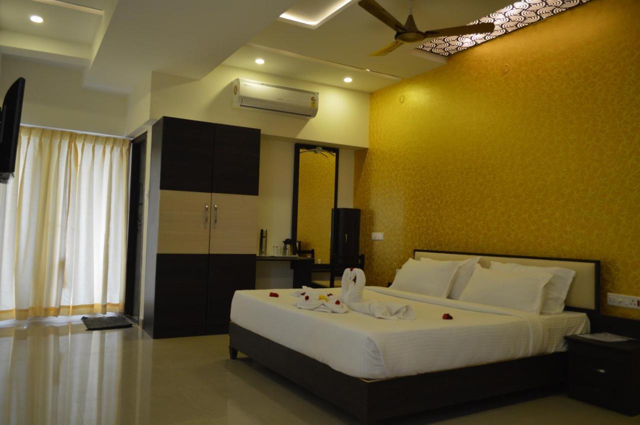 Hotel Ambai Grand Ambāsamudram エクステリア 写真