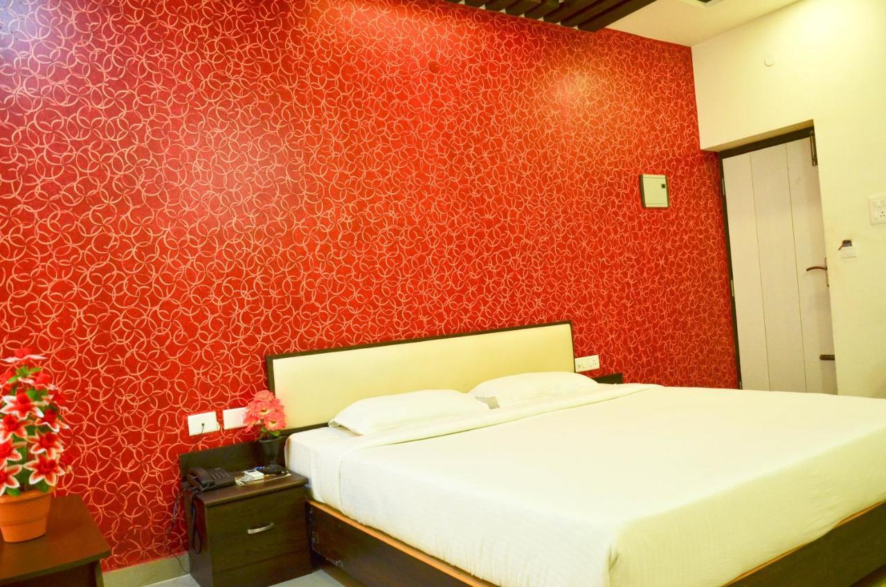 Hotel Ambai Grand Ambāsamudram エクステリア 写真