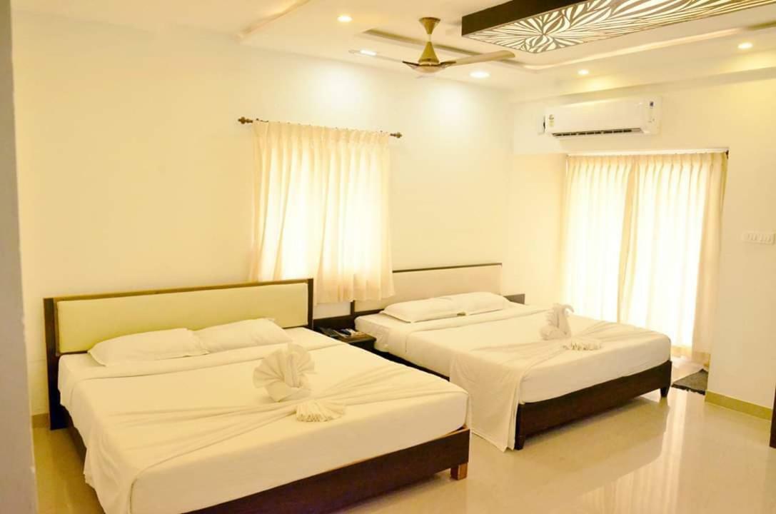 Hotel Ambai Grand Ambāsamudram エクステリア 写真