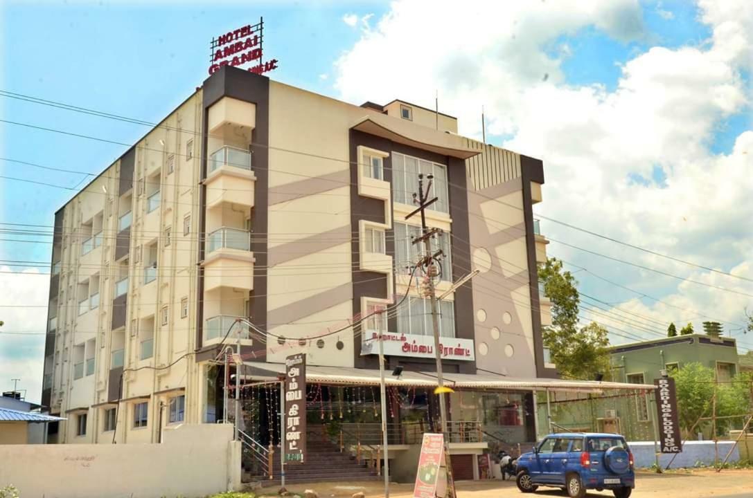 Hotel Ambai Grand Ambāsamudram エクステリア 写真